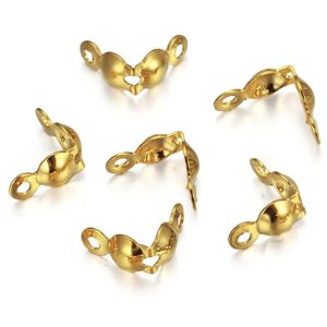 Terminales estilo almeja de acero inoxidable, con acabado en oro, para bisutería" "Par de terminales almeja de acero, ideales para collares y pulseras de bisutería, disponibles con chapado en oro" "Detalles de terminales estilo almeja en acero inoxidable y chapado en oro para joyería artesanal" "Terminales de acero inoxidable con diseño almeja, perfectos para crear bisutería personalizada" "Imagen de terminales almeja de acero inoxidable con opción de chapado en oro, perfectos para diseñadores de bisutería"